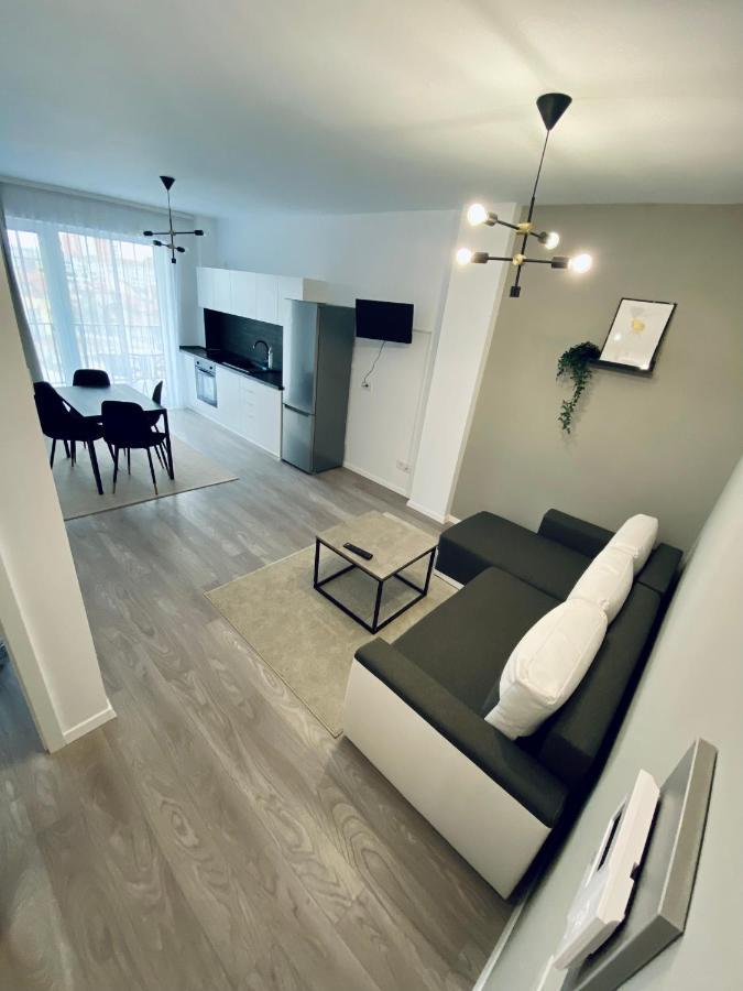 Happyhome Central Deluxe Apartments Oradea Dış mekan fotoğraf