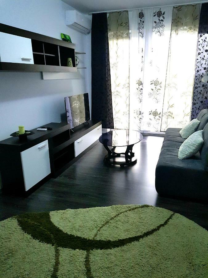 Happyhome Central Deluxe Apartments Oradea Dış mekan fotoğraf
